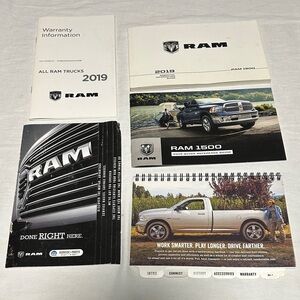 RAM 2019 Truck Warranty and User Guide Set